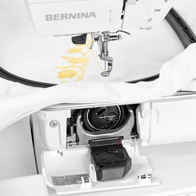 Вишивальна машина Bernina B 700