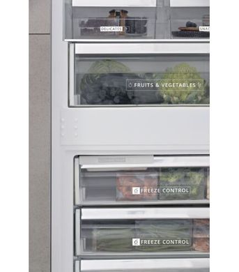 Холодильник Whirlpool SP40801EU