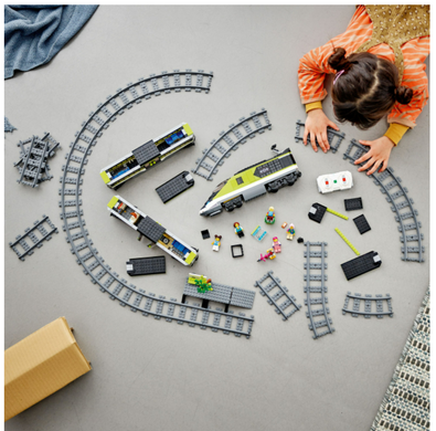 Конструктор LEGO City Пассажирский поезд-экспресс