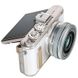 Цифрова камера Olympus E-PL8 14-42 mm Pancake Zoom Kit білий/сріблястий фото 4