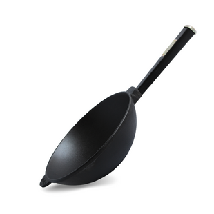 Сковорода чавунна з дерев`яною ручкою Black WOK 2,2 л Brizoll W24HP1