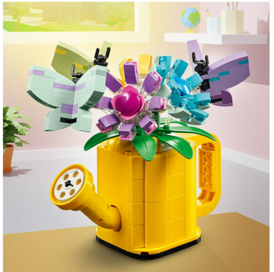 Конструктор LEGO Creator Цветы в лейке