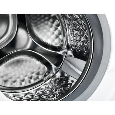 Стиральная машина Electrolux EW9F5482WCU