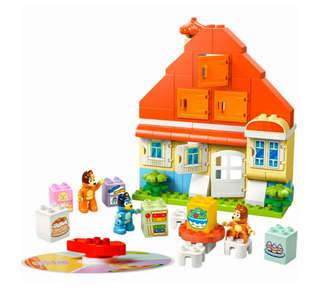 Конструктор LEGO DUPLO Bluey Семейный дом Блуи с игрой на запоминание 83 эл.