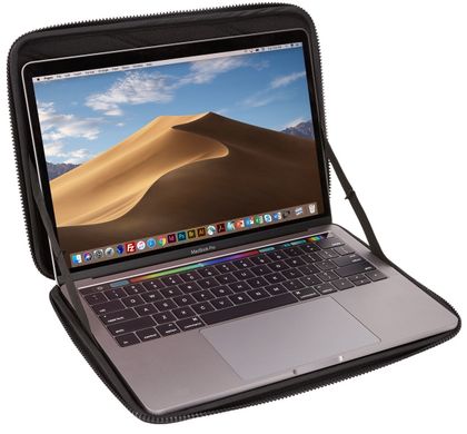 Cумка для ноутбука Thule Gauntlet MacBook Sleeve 13" TGSE-2355 (Чорний)