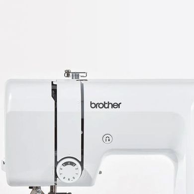Швейная машина Brother FS 45E