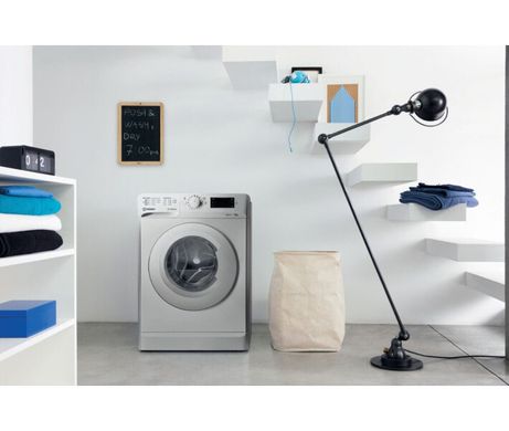 Стиральная машина Indesit OMTWE 71252 S EU