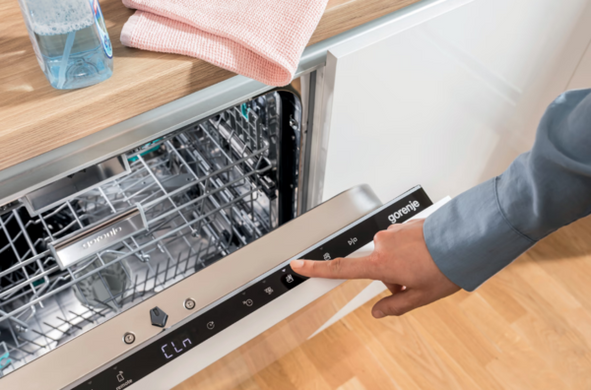 Посудомийна машина Gorenje GV 643 E90