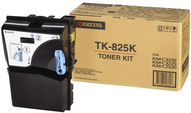 Тонер-картридж Kyocera TK-825K