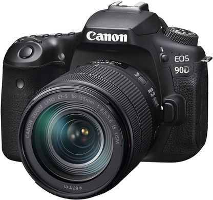 Цифрова дзеркальна фотокамера Canon EOS 90D 18-135 IS nano USM KIT