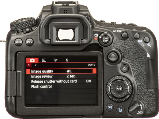 Цифровая зеркальная камера Canon EOS 90D 18-135 IS nano USM KIT