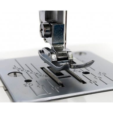 Швейна машина Janome JQ 2515S