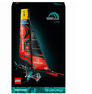 Конструктор LEGO Technic Яхта Emirates Team New Zealand AC75