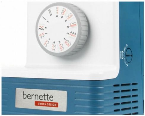 Швейна машина Bernina Bernette B05 Academy