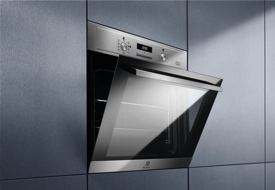 Духовой шкаф электрический Electrolux OED3H50X