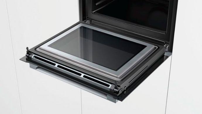 Духовой шкаф Bosch HMG636BS1