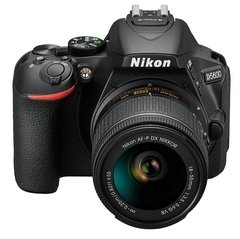 Апарати цифровi Nikon D5600 Kit 18-55 VR AF-P