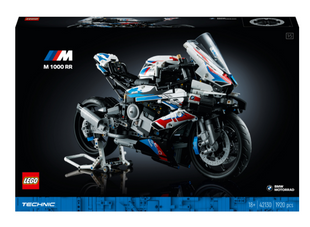Конструктор LEGO Technic BMW M 1000 RR