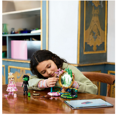 Конструктор LEGO Wicked Фигурки Эльфабы и Глинды (75682)