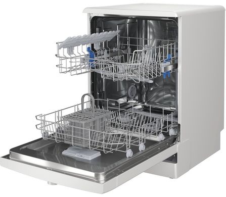 Посудомоечная машина Indesit DFE1B1913