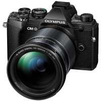 Цифрова камера Olympus E-M5 mark III 12-200 Kit чорний/чорний