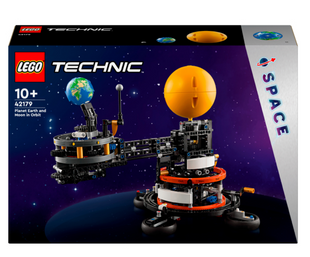 Конструктор LEGO Technic Земля и Луна на орбите
