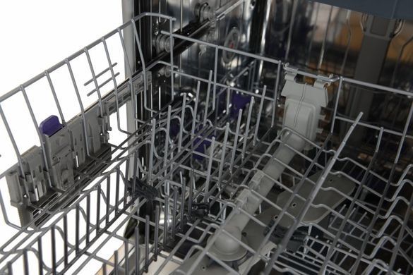 Посудомийна машина Beko DFN 26423 X